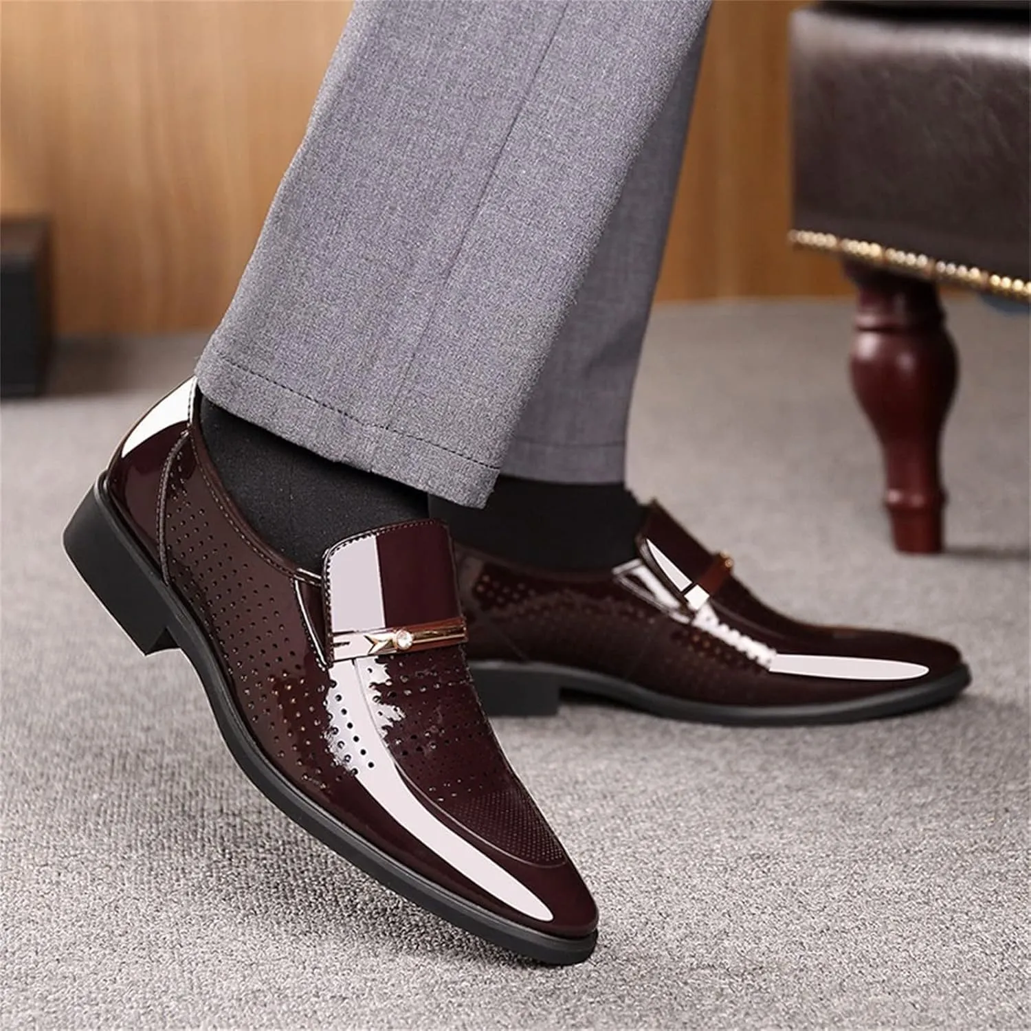 BORAMAX Mens Leather Oxford Shoes Male Pointed Toe Suit Shoes Flats Men Business Shoes wingtip Dress Shoes PU Leather Shoes