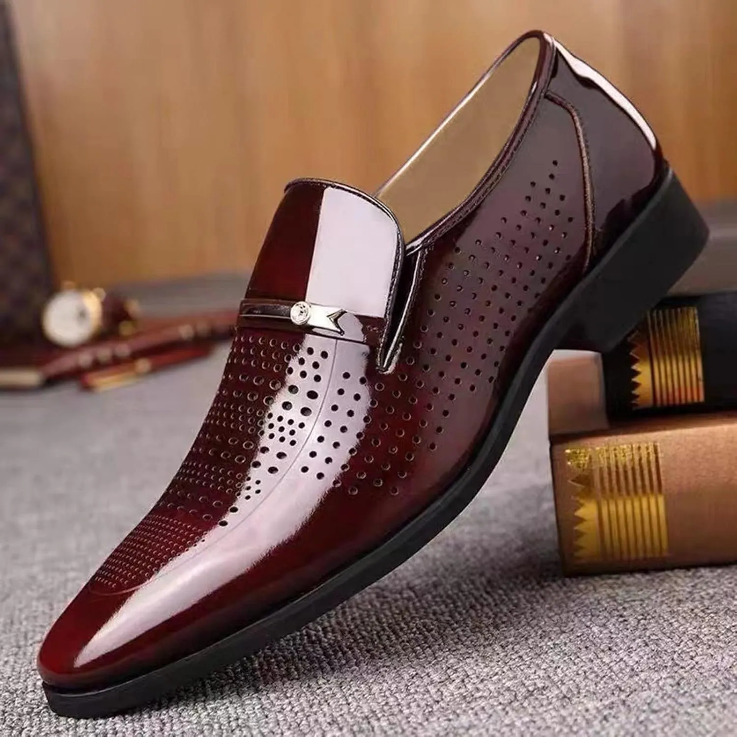 BORAMAX Mens Leather Oxford Shoes Male Pointed Toe Suit Shoes Flats Men Business Shoes wingtip Dress Shoes PU Leather Shoes