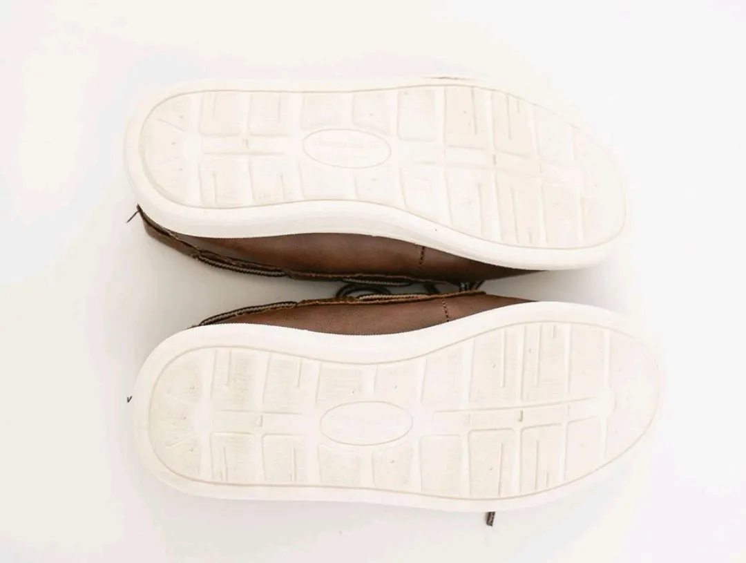 BOY SIZE 3 YOUTH - AMERICAN EAGLE, Casual Loafer Shoes EUC B19