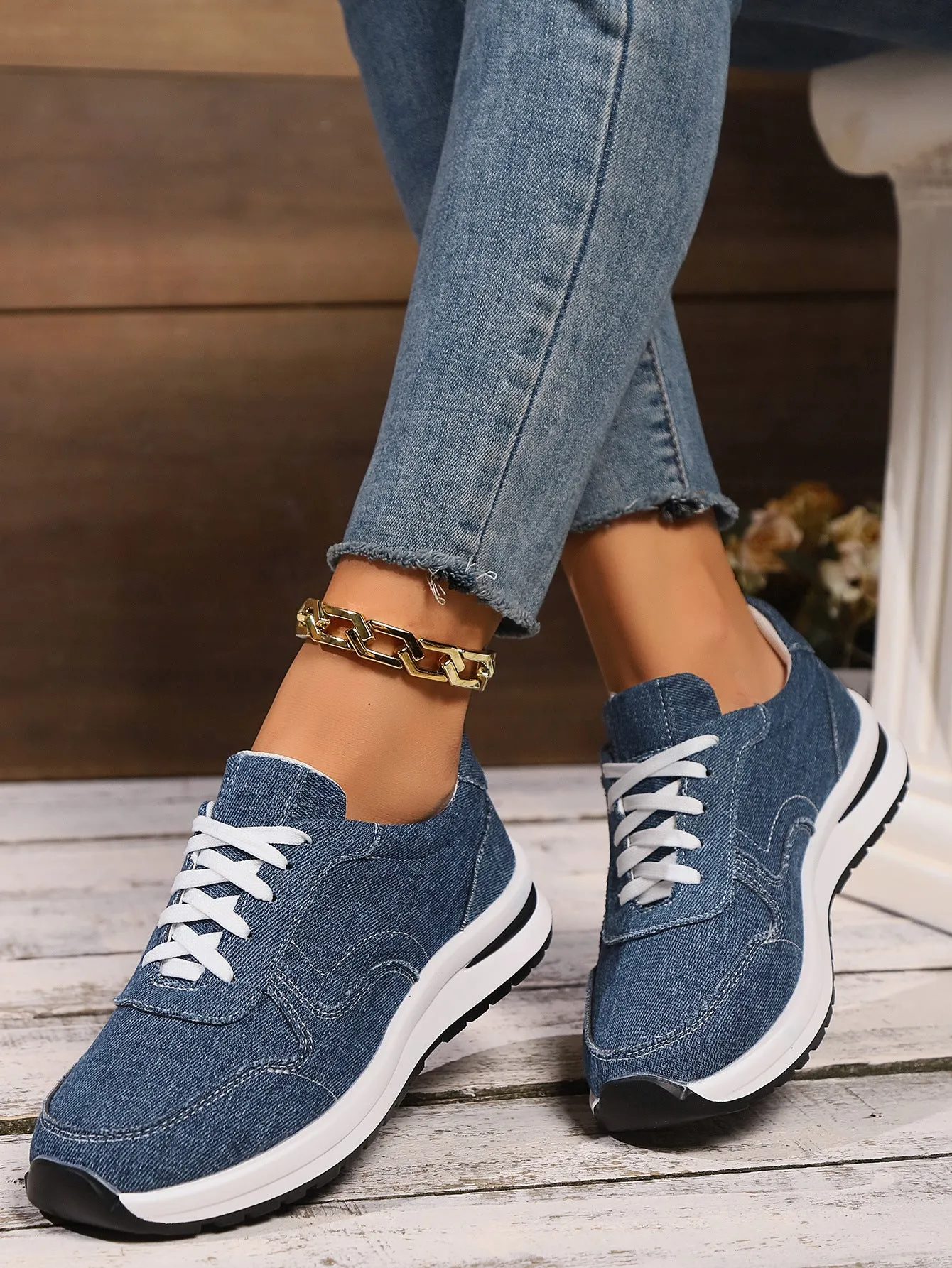 Breathable Platform Height Increasing Sports Casual Shoes For Women