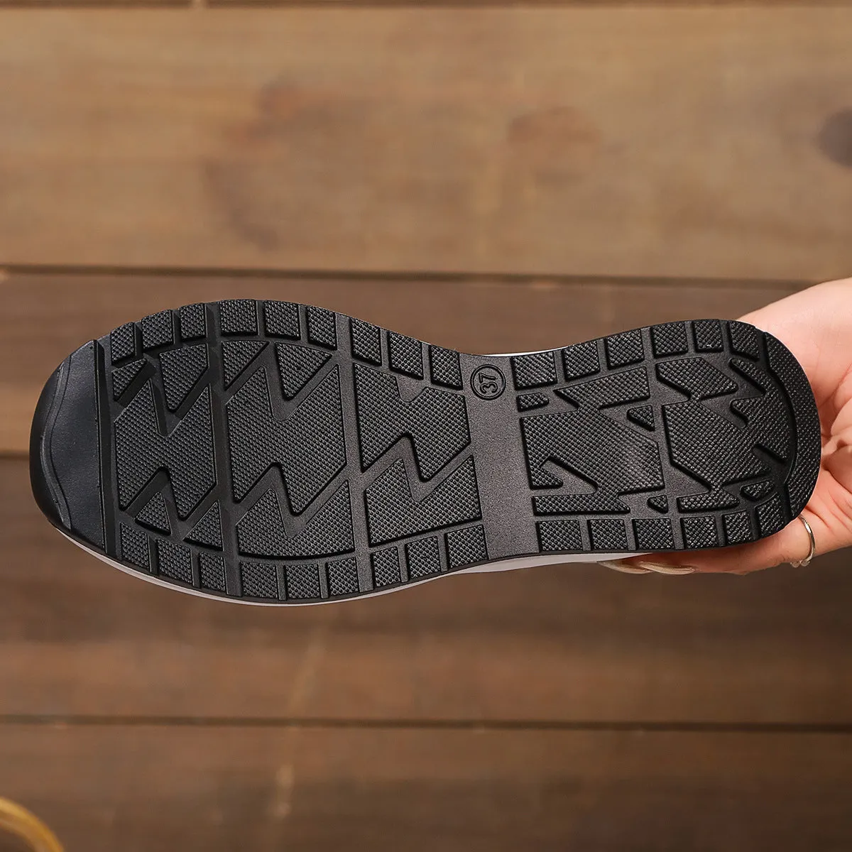 Breathable Platform Height Increasing Sports Casual Shoes For Women