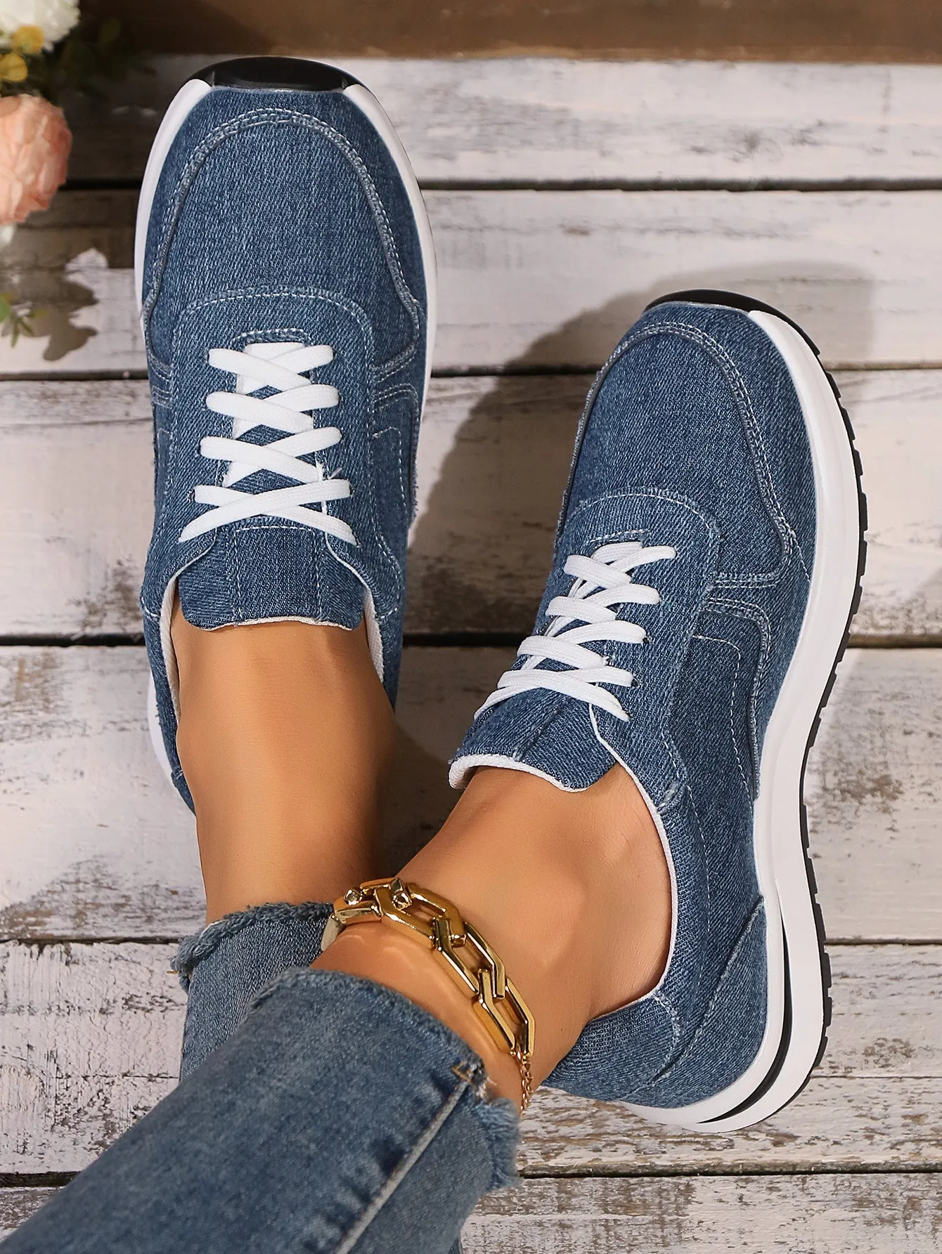 Breathable Platform Height Increasing Sports Casual Shoes For Women