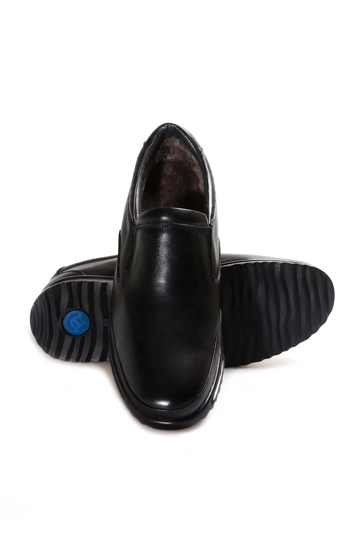 Men's Black Leather Slip-On Loafers with Textured Sole and Fur Lining - Wessi