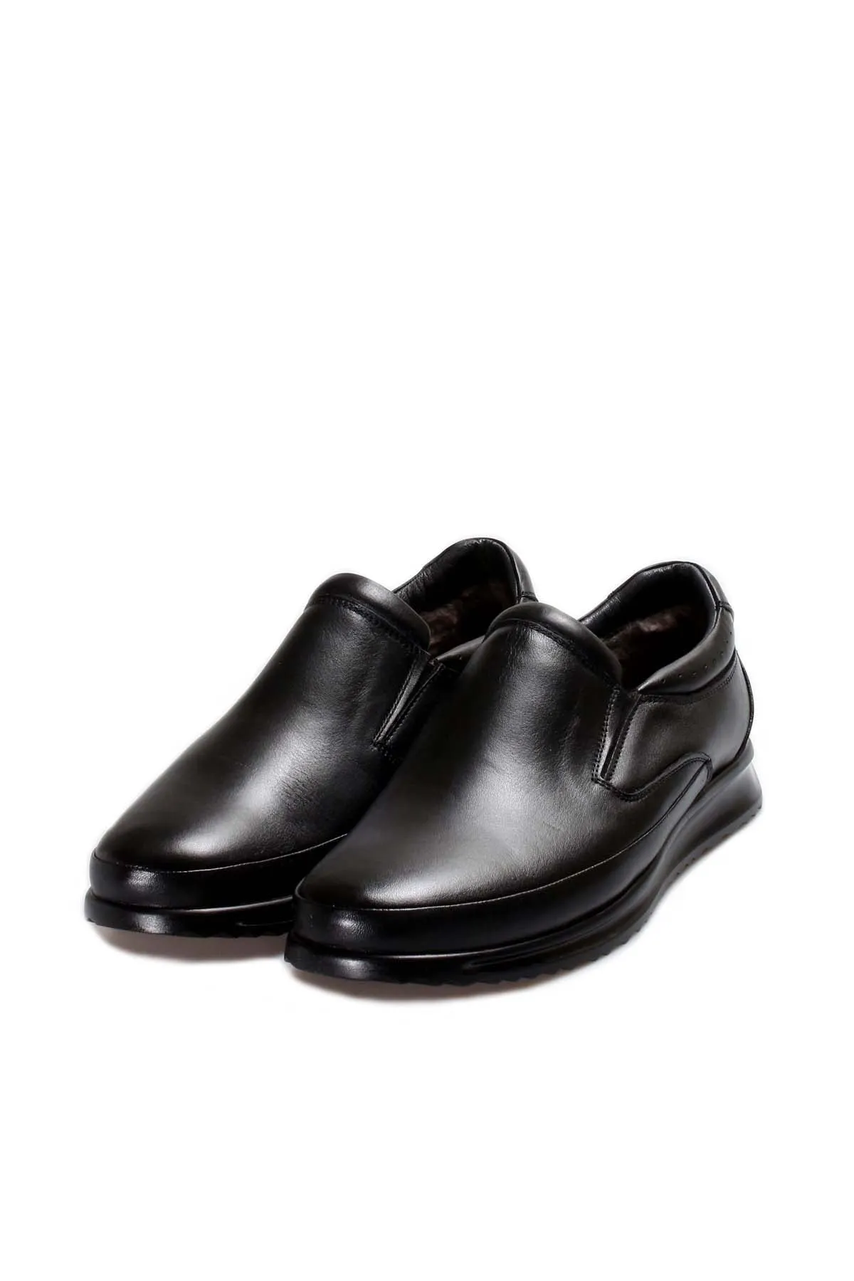 Men's Black Leather Slip-On Loafers with Textured Sole and Fur Lining - Wessi