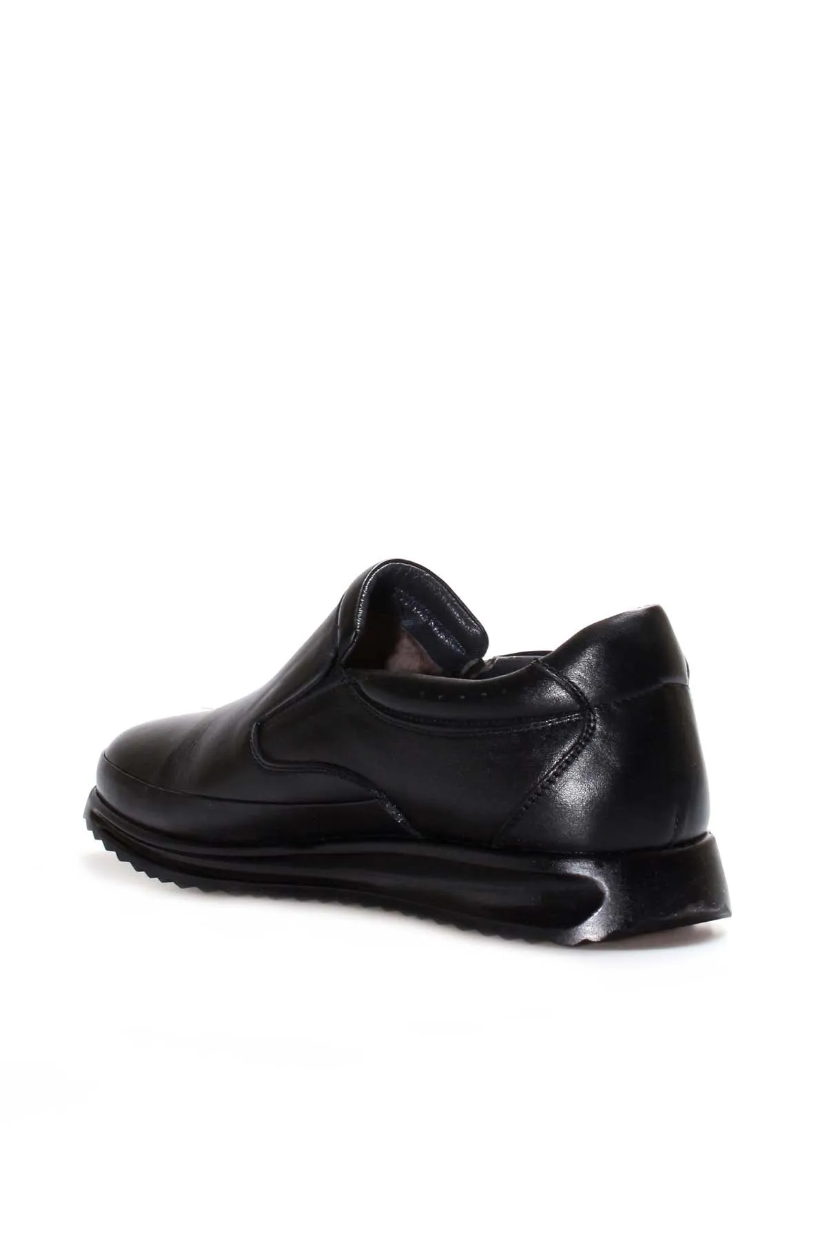Men's Black Leather Slip-On Loafers with Textured Sole and Fur Lining - Wessi