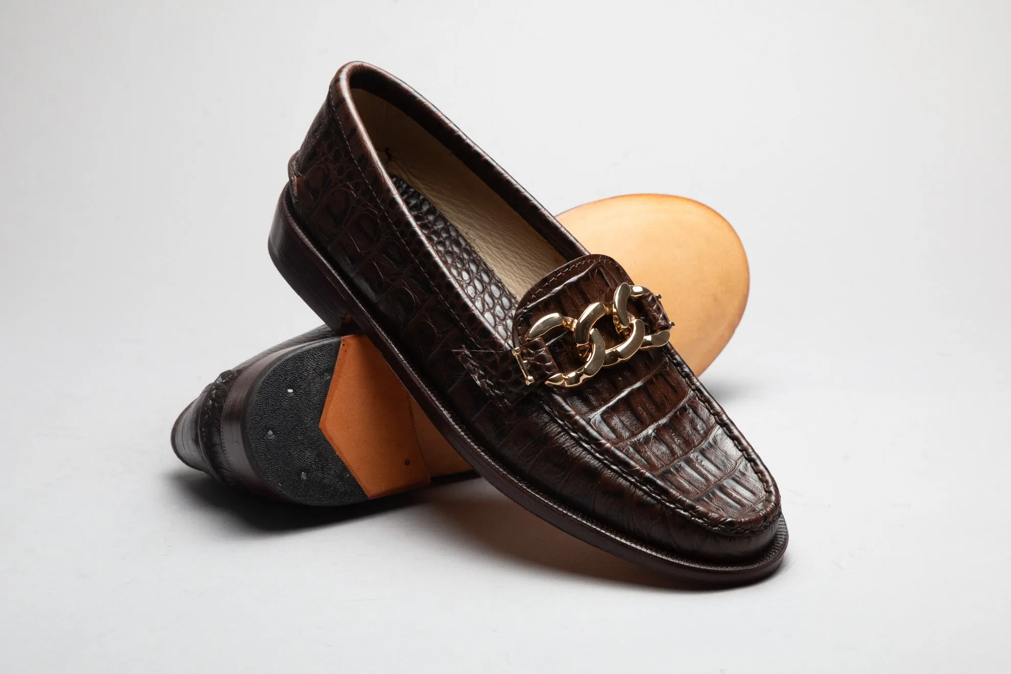 Moccasin 5327 Chain Dark Brown